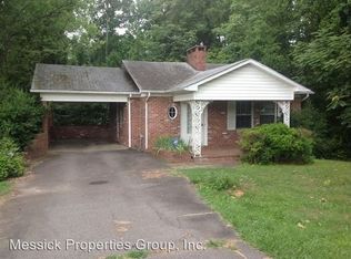 2950 Reynolda Rd, Winston Salem, NC 27106