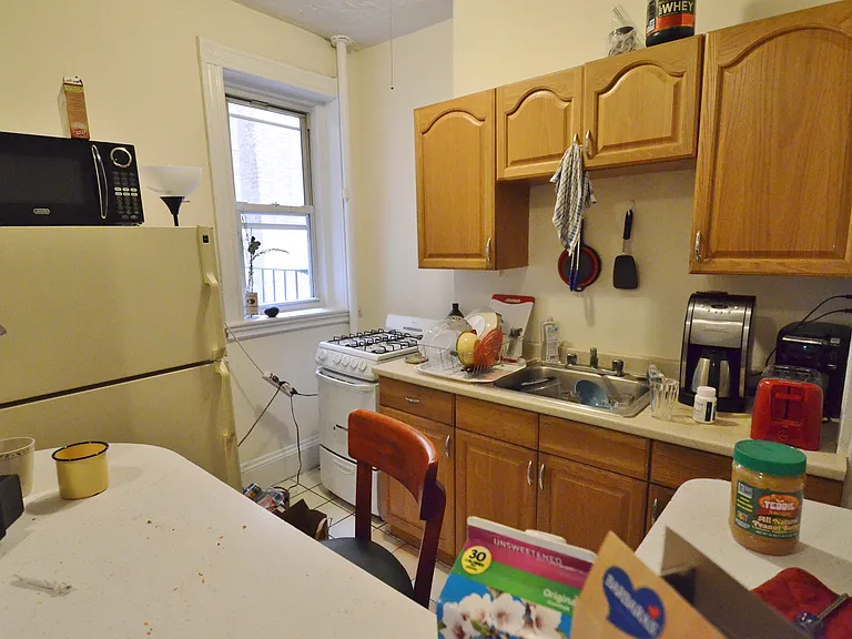 111 Peterborough St #3 — Photo 4