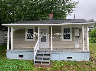 2616 Machine St, Winston Salem, NC 27105