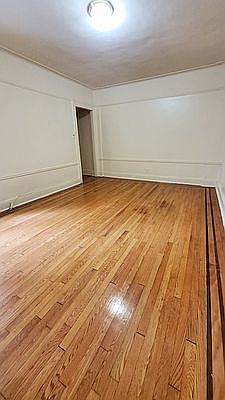 2nd image of 86-30 90th St #3G