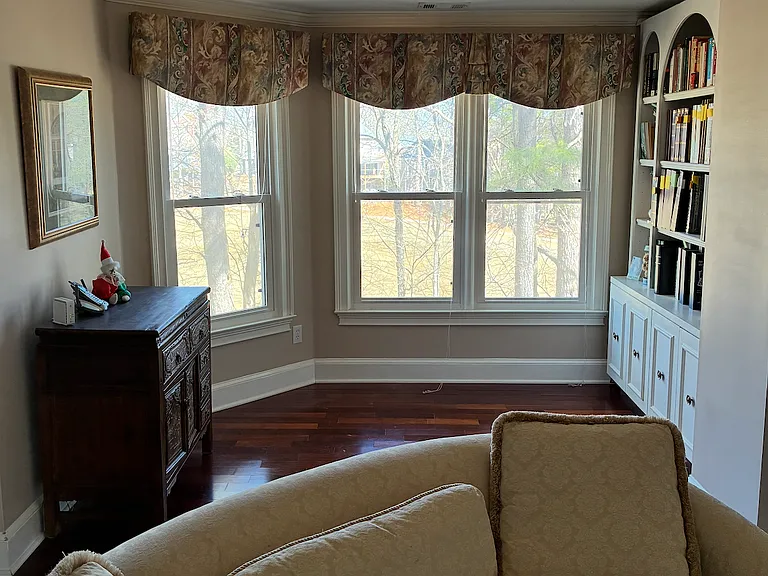 Knoll Point — Photo 9