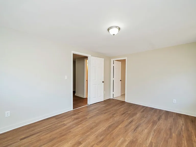 1624 Fairview Dr — Photo 9