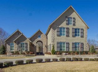 4 S Newhaven Ct, Rogers, AR 72758