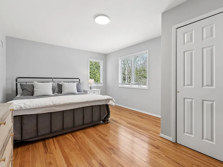131 Lewis Rd — Photo 12