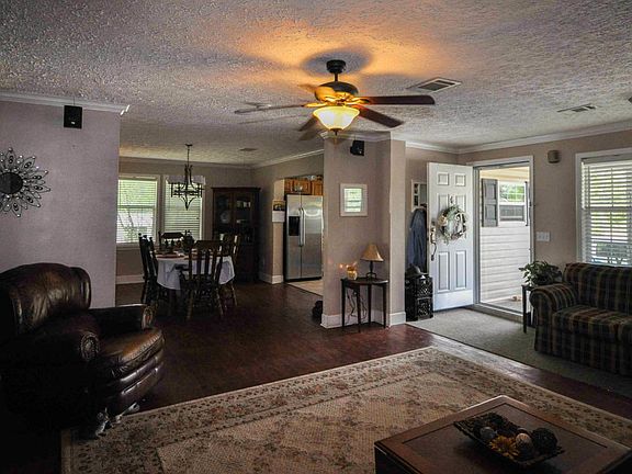 5th image of 559 Marville Dr