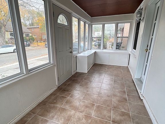 5th image of 15 Haddon Ave #Mn