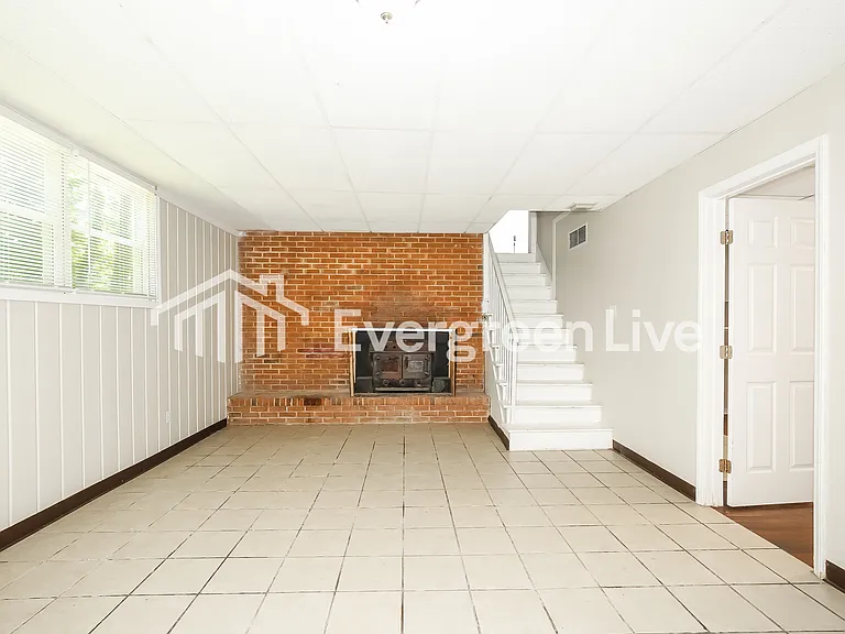 5426 Garden Lake Dr — Photo 15