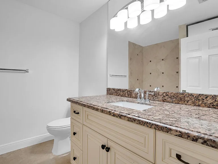 112 Inner Harbour Way — Photo 36