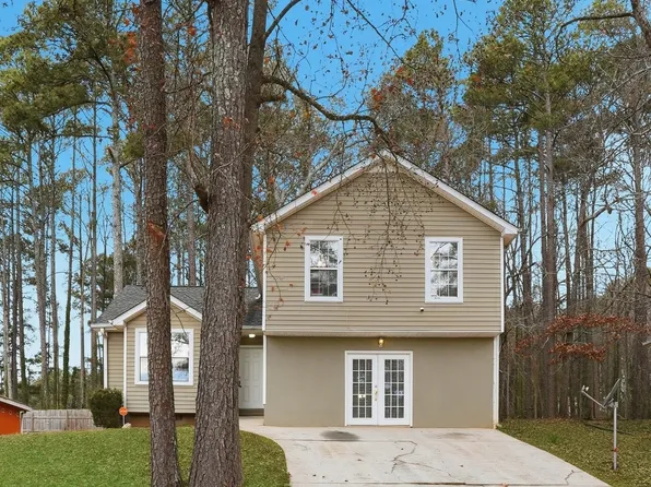 1957 Sandcreek Dr SW, Atlanta, GA 30331