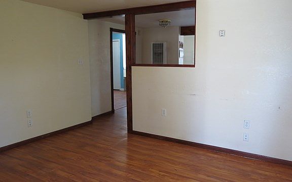3rd image of 135 Big Horn Ave