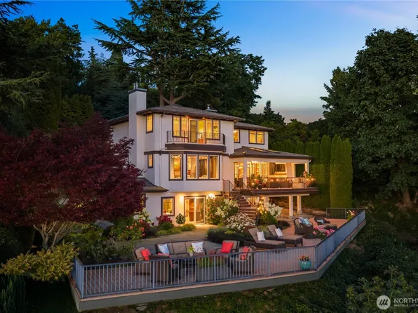 2555 Magnolia Boulevard W, Seattle, WA 98199