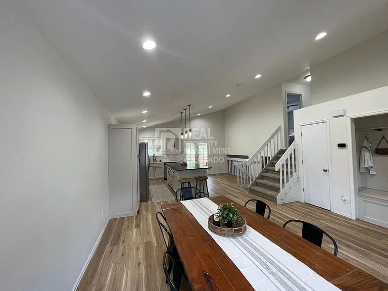 4626 Witches Hollow Ln — Photo 6