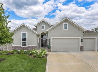 2767 SW 12th Ter, Lees Summit, MO 64081