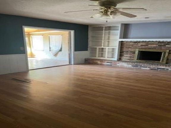 4th image of 1406 W Will Rogers Dr