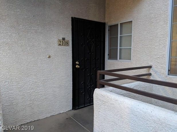 2nd image of 1830 N Buffalo Dr