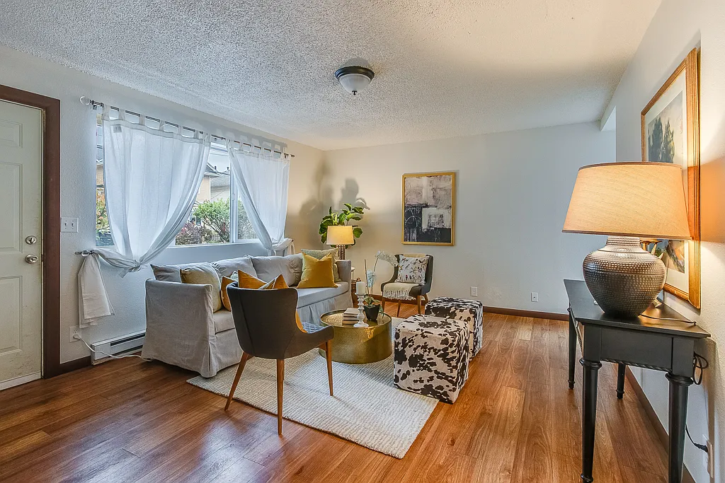 2 bed, 750 sqft, $2,650 — Photo 3