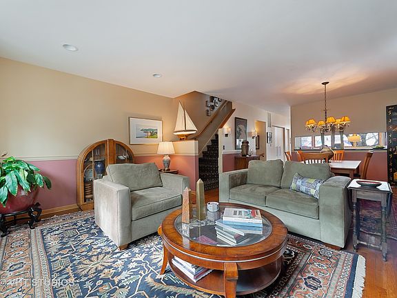 4th image of 771 W Melrose St #771