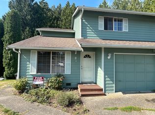 7012 Grove St #2, Marysville, WA 98270