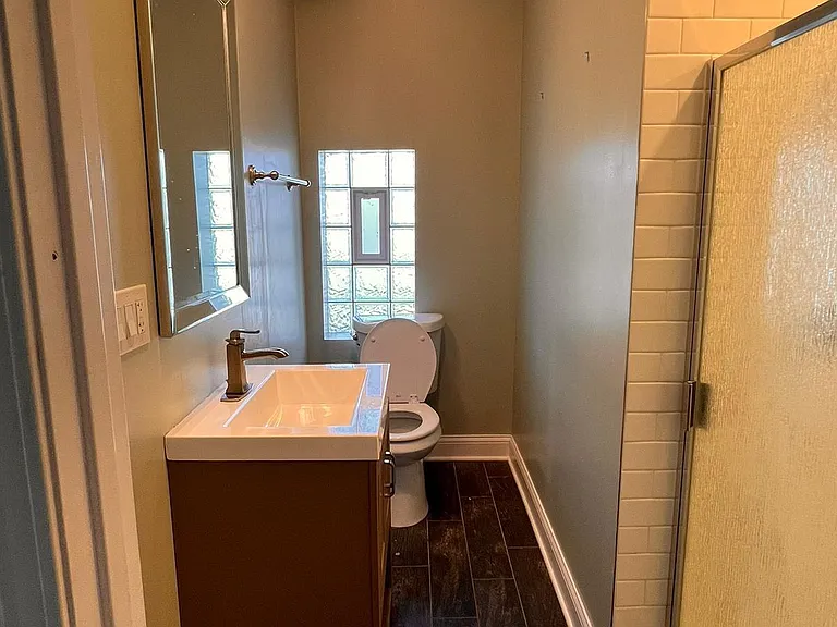 1623 S Loomis St #2 — Photo 7