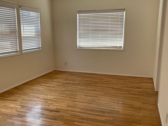 5th image of 453 30th St