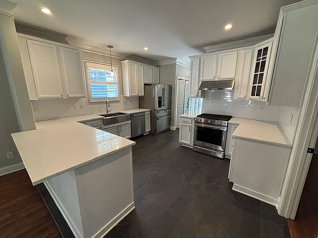 3 bed, 1450 sqft, $3,900 — Photo 4