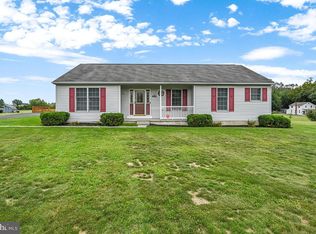 481 Mountain View Dr, Hamburg, PA 19526