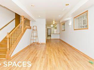 3713 N Janssen Ave #1SRE, Chicago, IL 60613