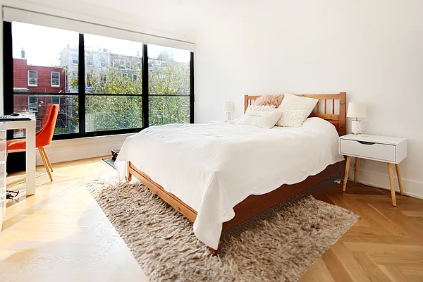 Sold by Compass | media 9