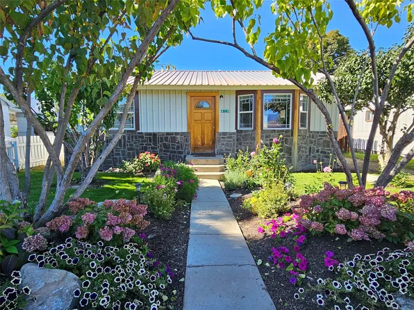 413 Cooper Ln, Hamilton, MT 59840