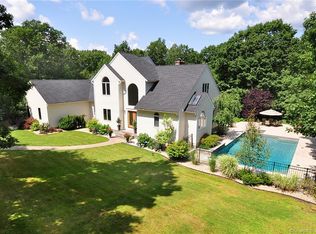 15 Silkey Heights Dr, North Granby, CT 06060