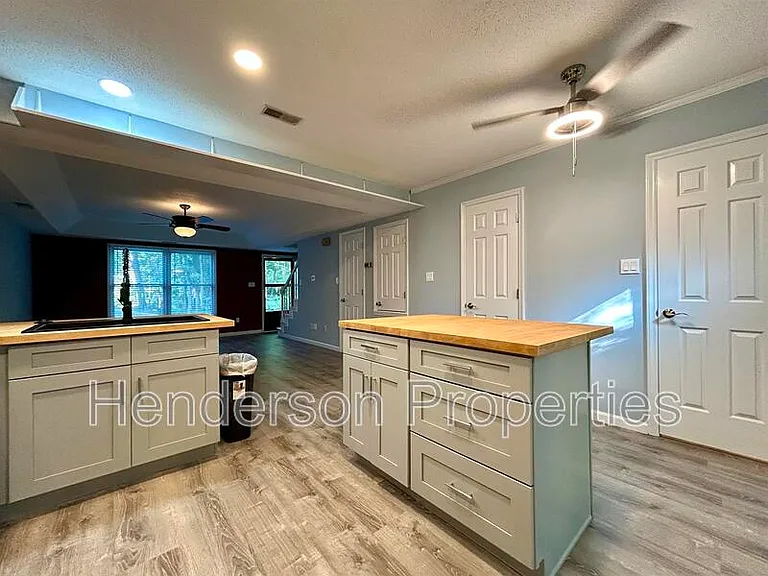 114 Joshua Case Ct — Photo 8