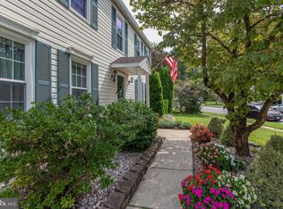 9308 Winbourne Rd, Burke, VA 22015