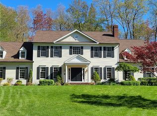 580 Flintlock Rd, Southport, CT 06890