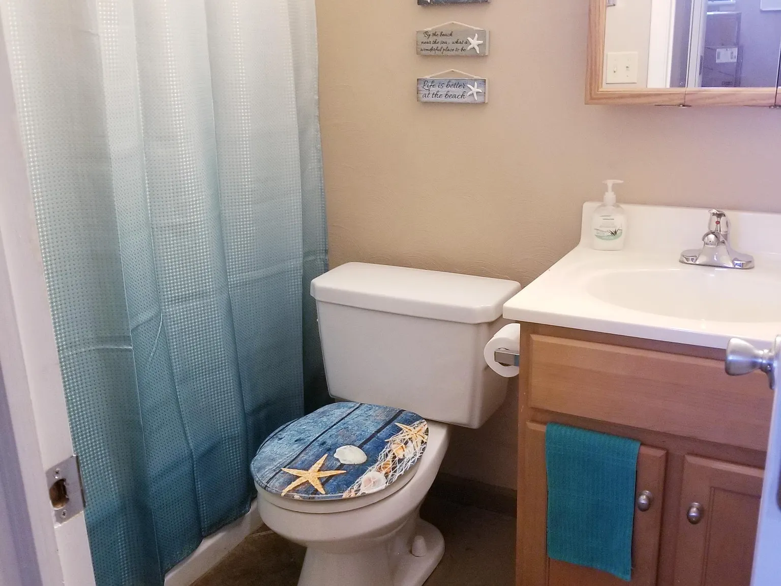 Washington Townhomes — Photo 4