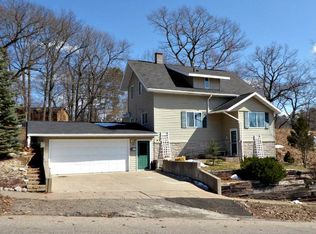 500 Harding Ave, Kingsford, MI 49802