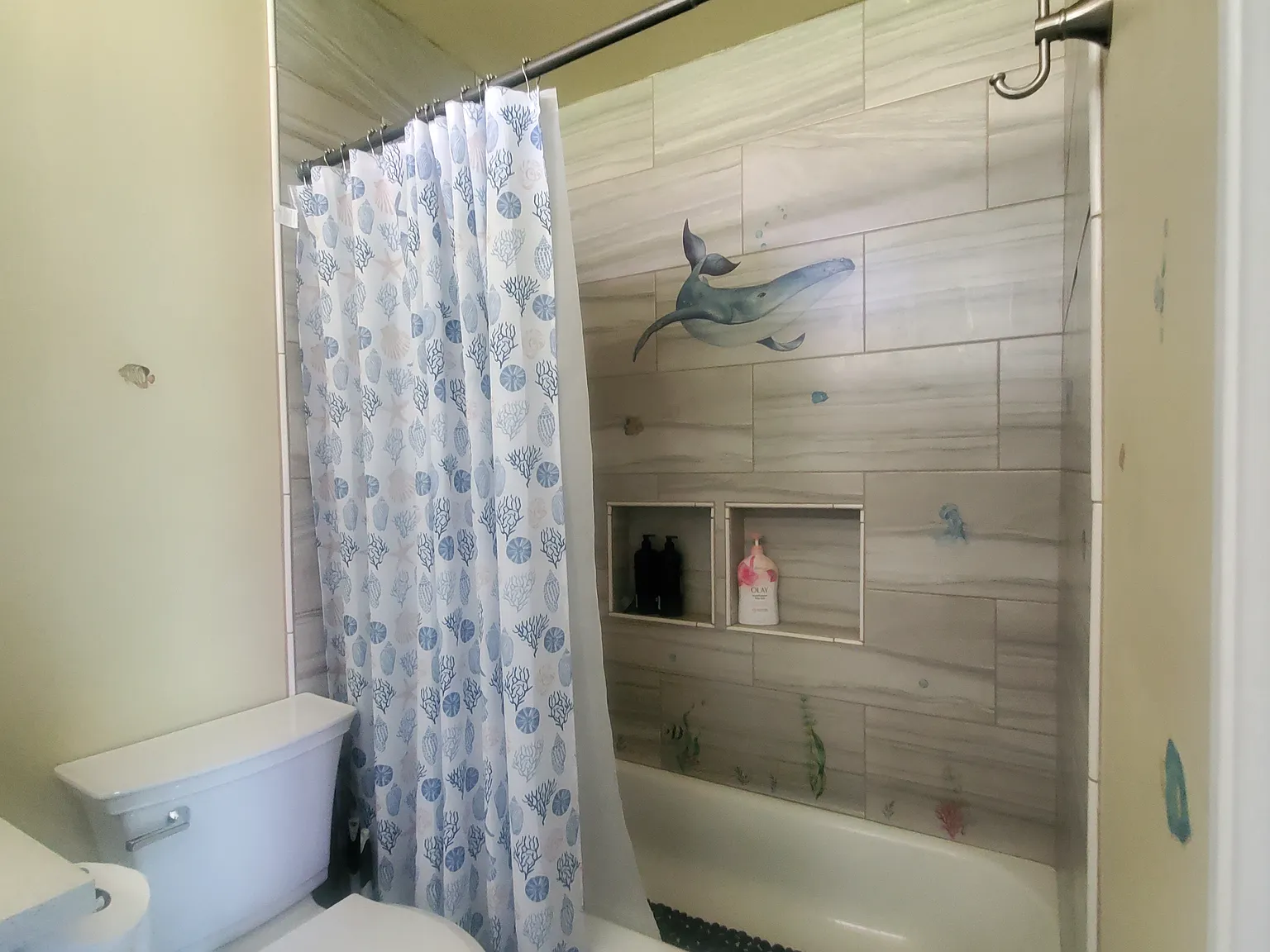3 bed, 1300 sqft, $2,900 — Photo 3