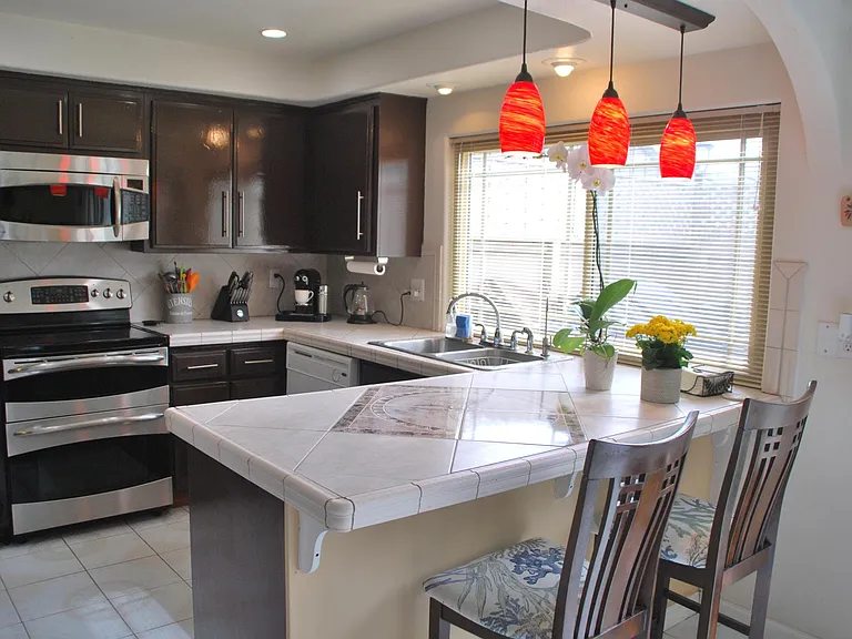 1429 W Cerritos Ave — Photo 5