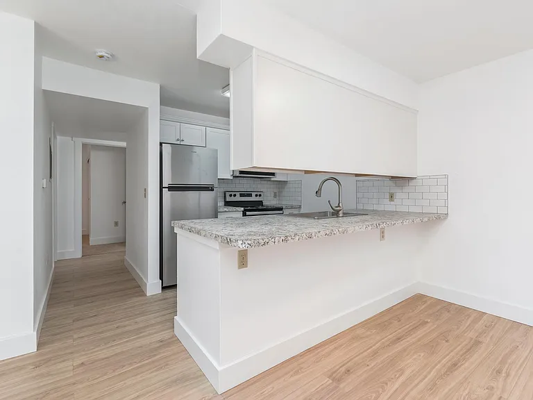 1160 S Denver Ave #2 — Photo 7