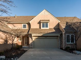 13943 S Summit St, Olathe, KS 66062