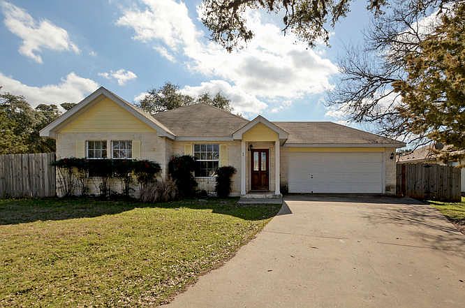 1st image of 1 Dogwood Dr