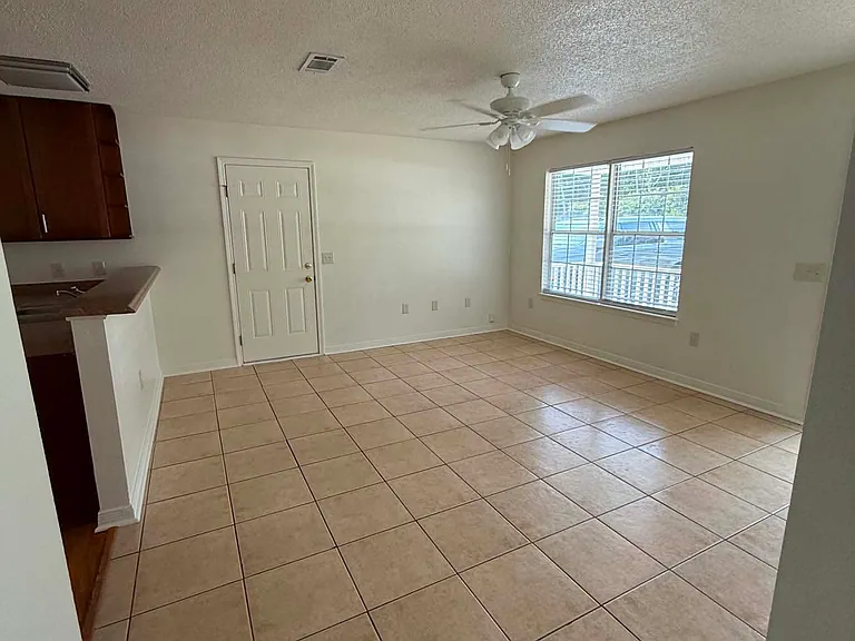 5553 Berryhill Rd — Photo 5
