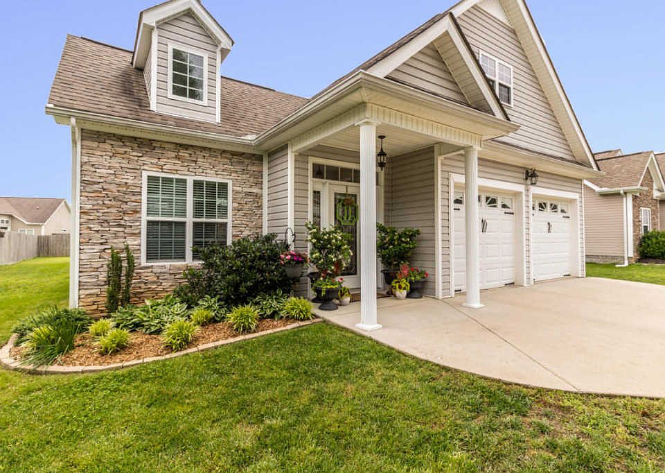 1st image of 2451 Waterhaven Dr