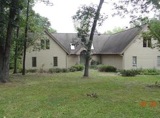 23 Robin Crest Rd, Hawthorn Woods, IL 60047