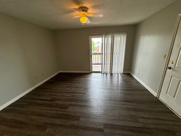 4109 Blue Lick Ct #6 — Photo 7
