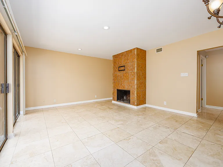 8642 Fredericksburg Rd #503 — Photo 8
