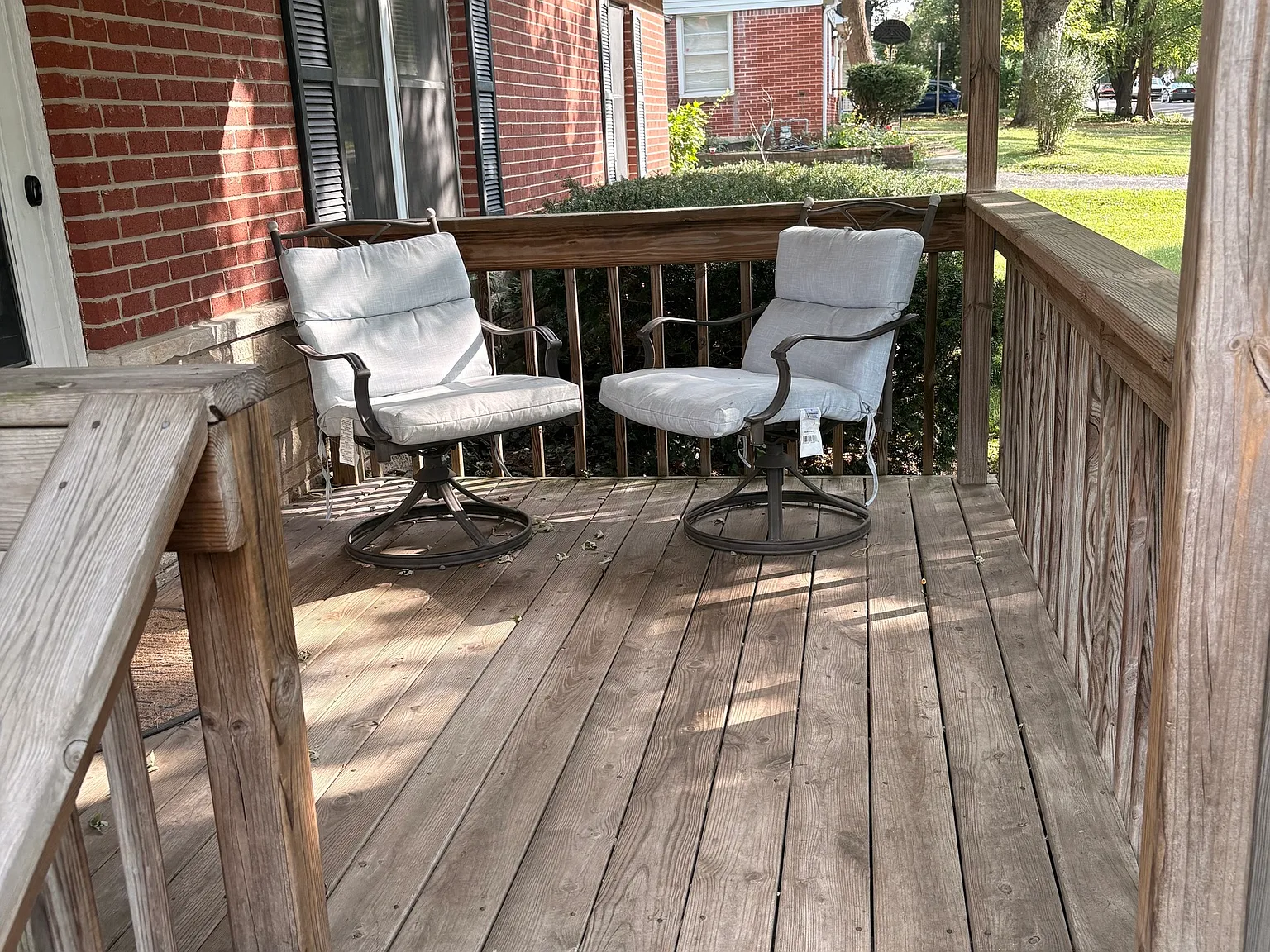 3 bed, 1.0 bath, 1030 sqft, $1,750 — Photo 2