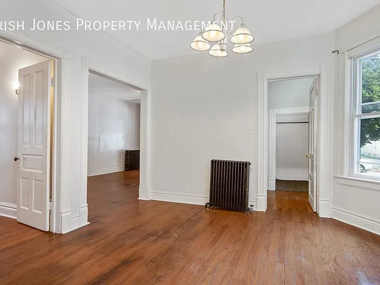 306 East St #LOWER — Photo 12