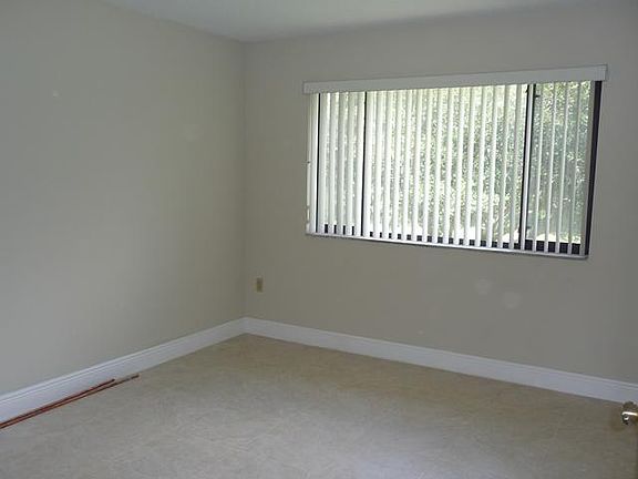 3rd image of 15489 N Miami Lakeway 208- #208