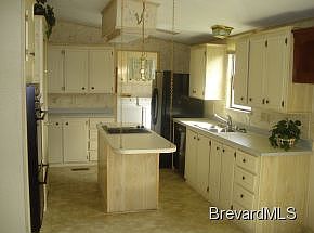 1st image of 1107 Barefoot Cir
