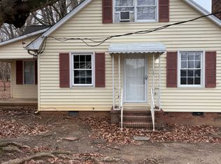 1368 Union Cross Rd, Kernersville, NC 27284